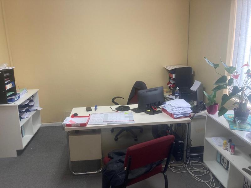 To Let Commercial Property for Rent in Newton Park Eastern Cape
